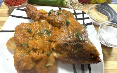 Pollo en salsa de verduras al horno